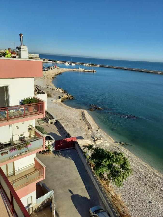 ביצ'לייה Ledueffe Casa Vacanze מראה חיצוני תמונה